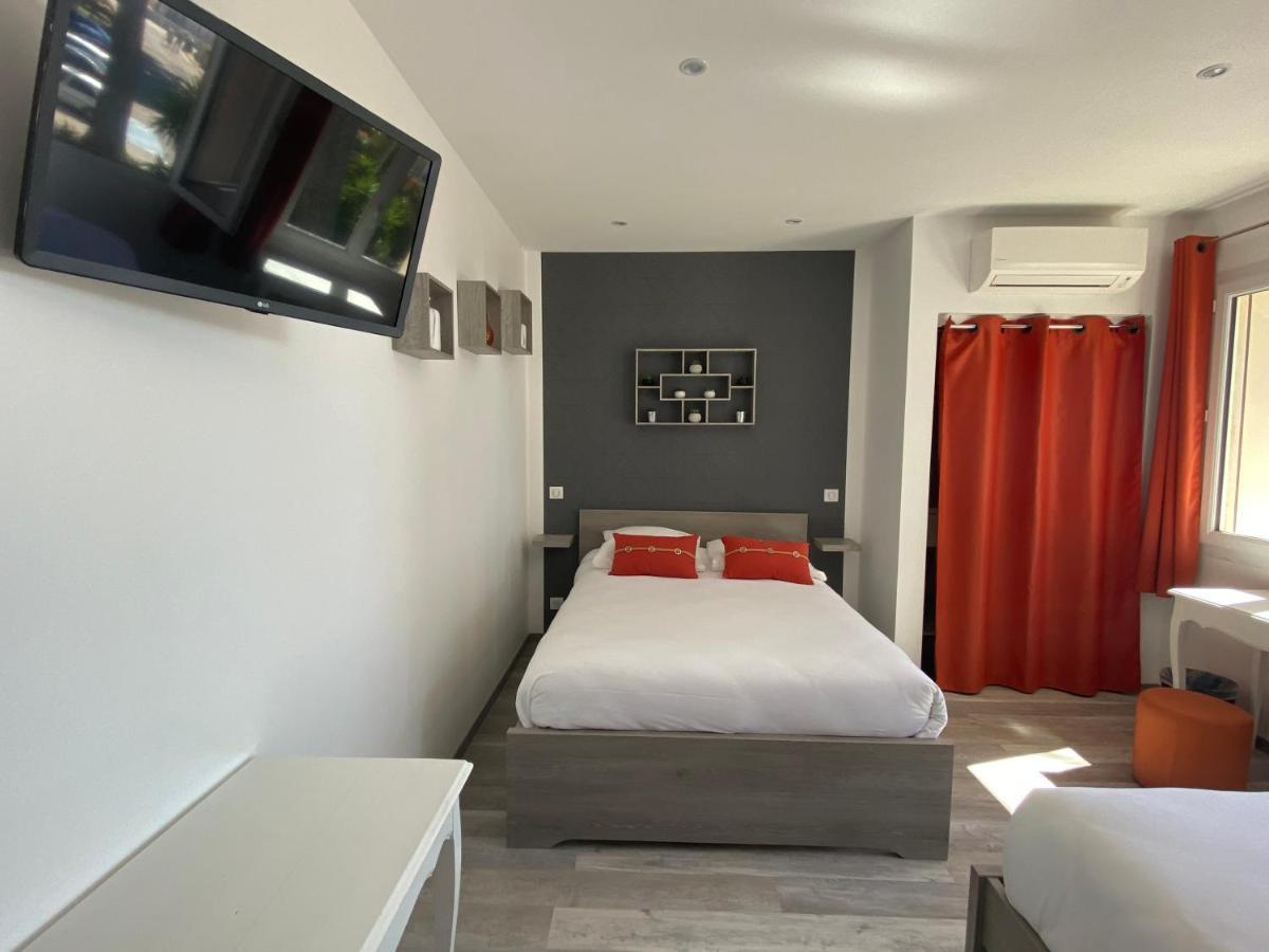 Logis Hotel Restaurant Le Kalliste Hyères Eksteriør bilde