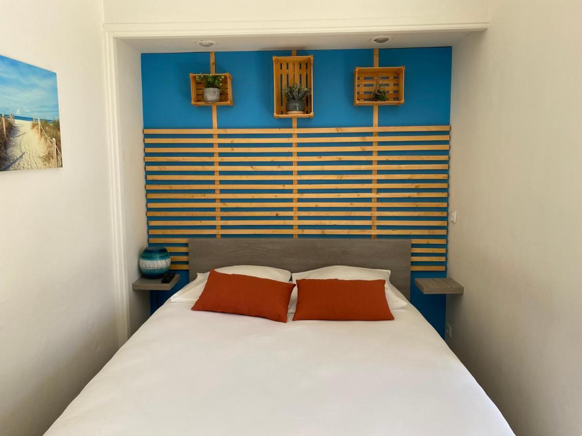 Logis Hotel Restaurant Le Kalliste Hyères Eksteriør bilde