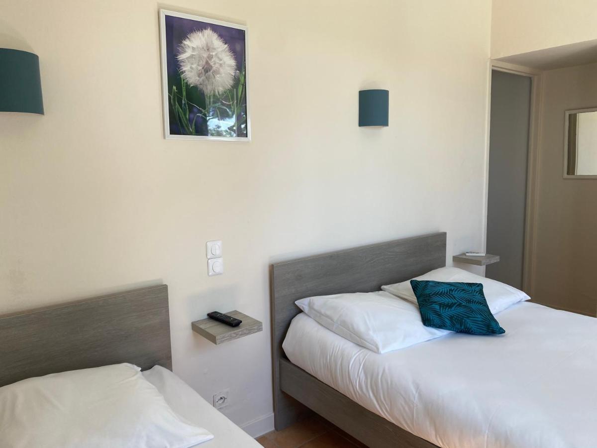 Logis Hotel Restaurant Le Kalliste Hyères Eksteriør bilde