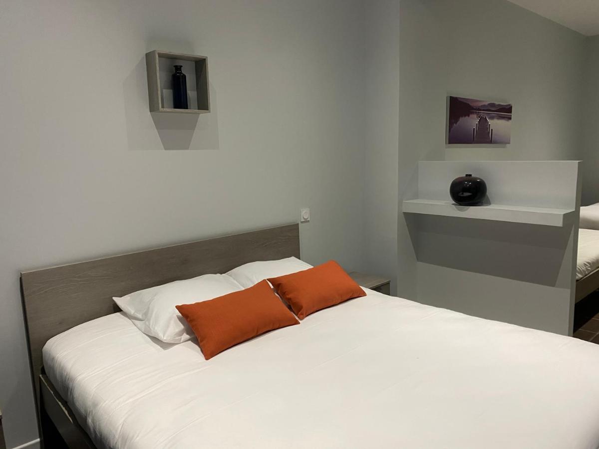 Logis Hotel Restaurant Le Kalliste Hyères Eksteriør bilde