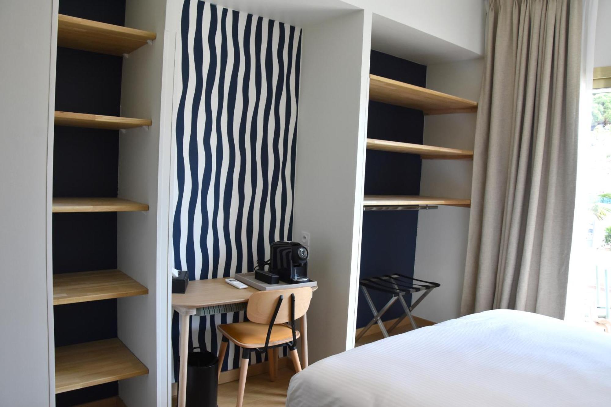 Logis Hotel Restaurant Le Kalliste Hyères Eksteriør bilde